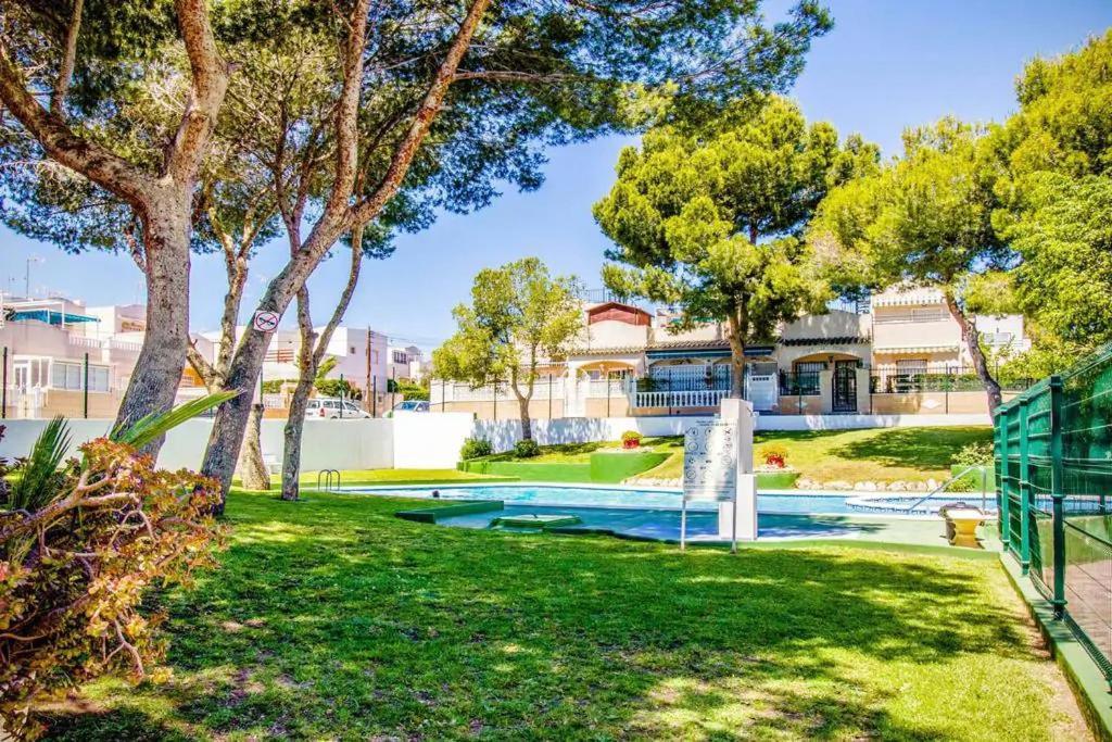 Apartament Casa Del Gato Rojo , Communal Swimming Pool , Terrace With Barbecue 托雷维耶哈 外观 照片